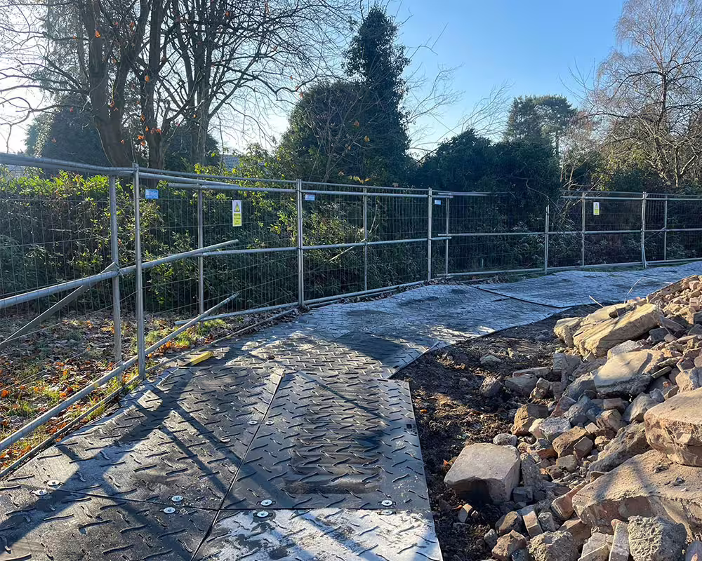 News - Happy customers RFI fencing